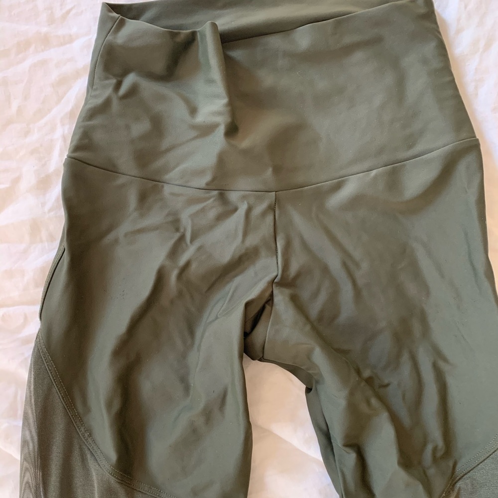 Onzie Mesh leggings